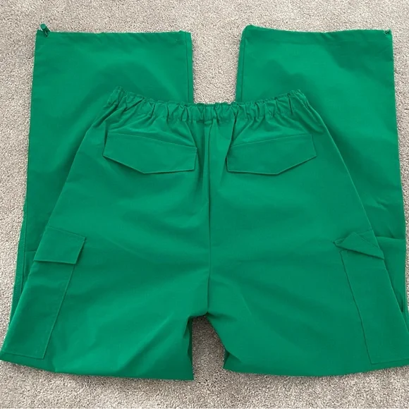 Love Tree Green Parachute Pants - Picture 4 of 6